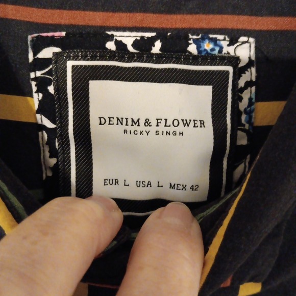Denim & Flower Men's Button-up Shirt Sz. L Black w/Red/Yellow/Green Stripes - Picture 2 of 9